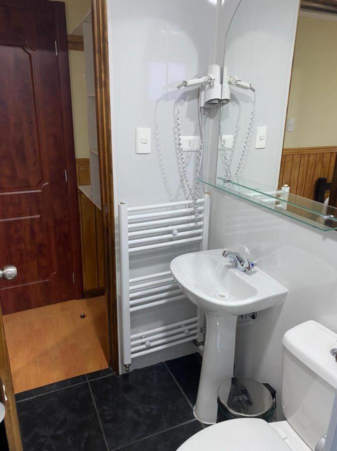 Hostal America En Puerto Natales Extérieur photo