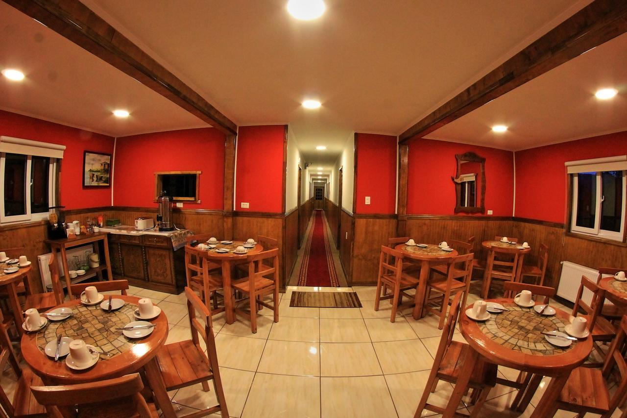 Hostal America En Puerto Natales Extérieur photo