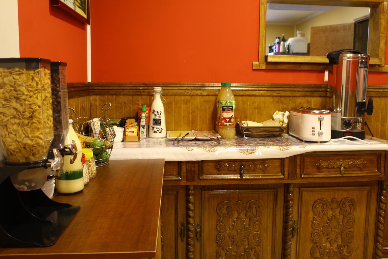 Hostal America En Puerto Natales Extérieur photo